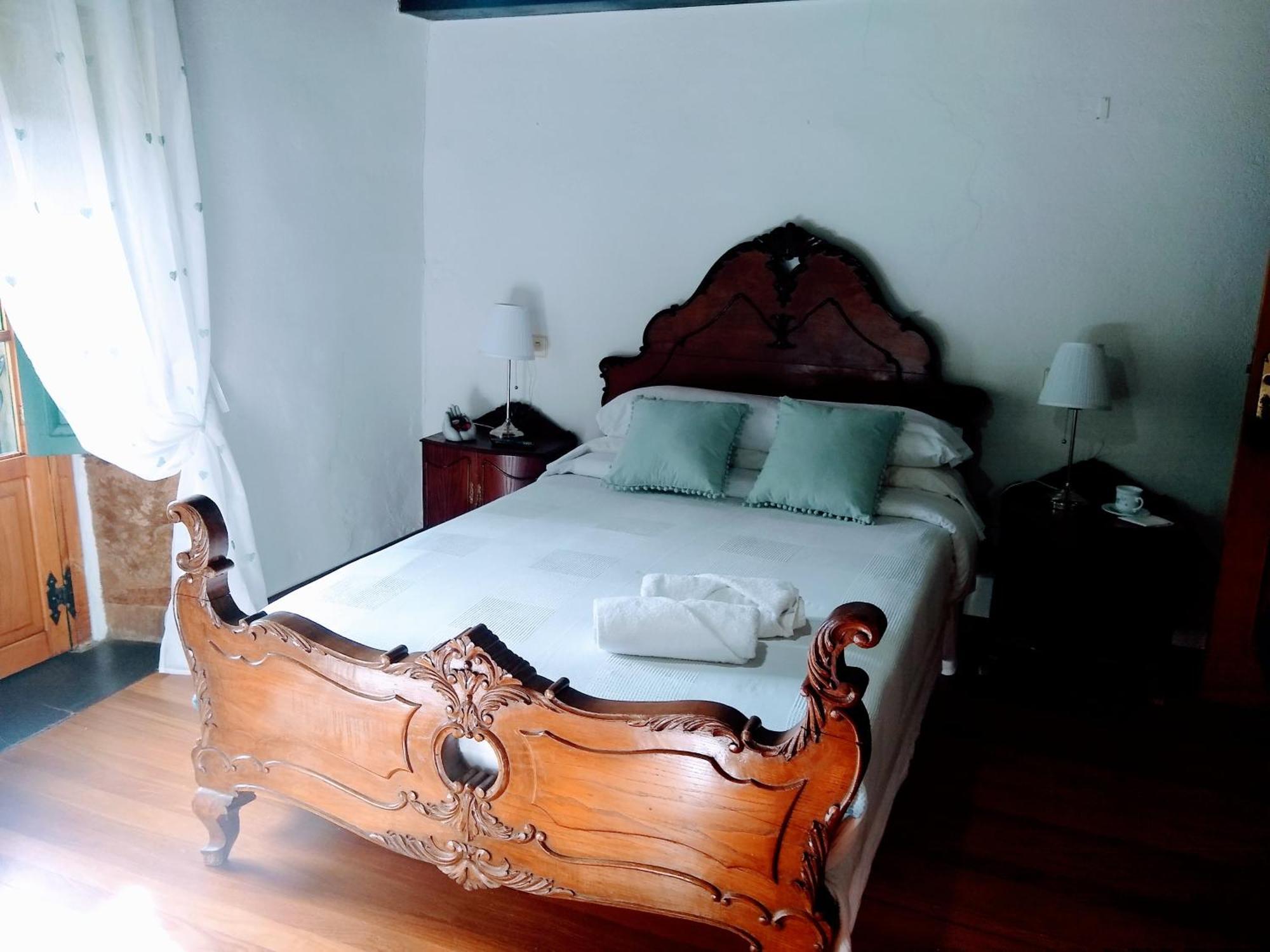 トリアカステーラ Casa Pacios By M De Santiagoゲストハウス エクステリア 写真